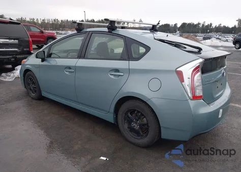 2015 Toyota Prius Two z USA, uszkodzony, nr VIN JTDKN3DU6F1935468